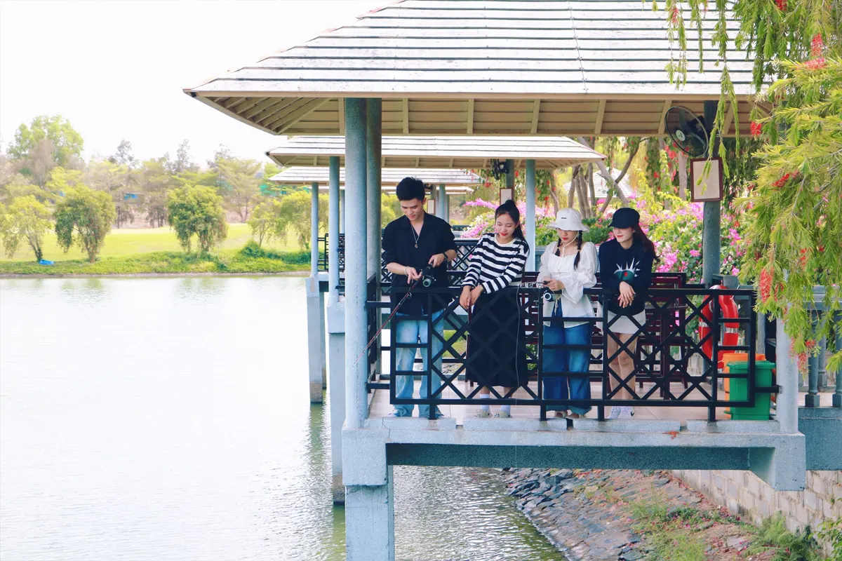 lâu đài rượu vang RD Wine Castle Mũi né